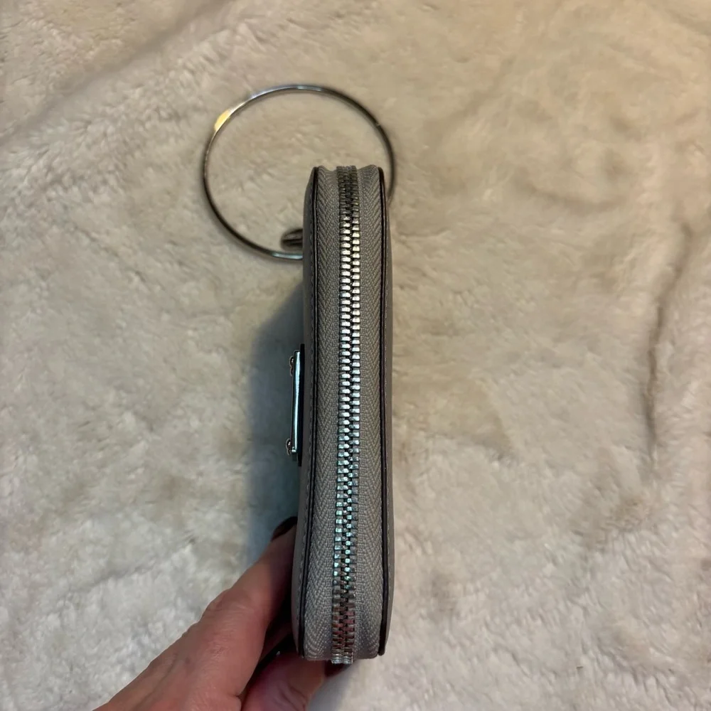 Michael Kors Wallet Pearl Gray Saffiano Leather Silver Hardware Wristlet Classic - Picture 5 of 14